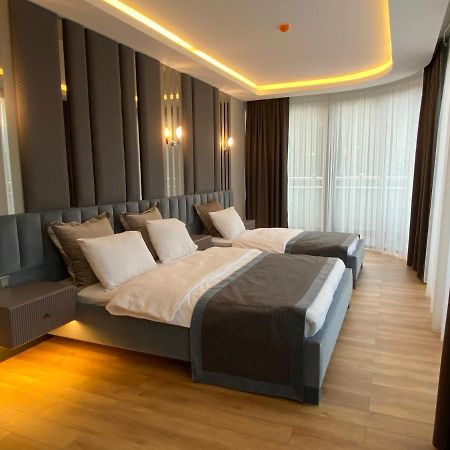 Voice Hotel Macka Bagian luar foto