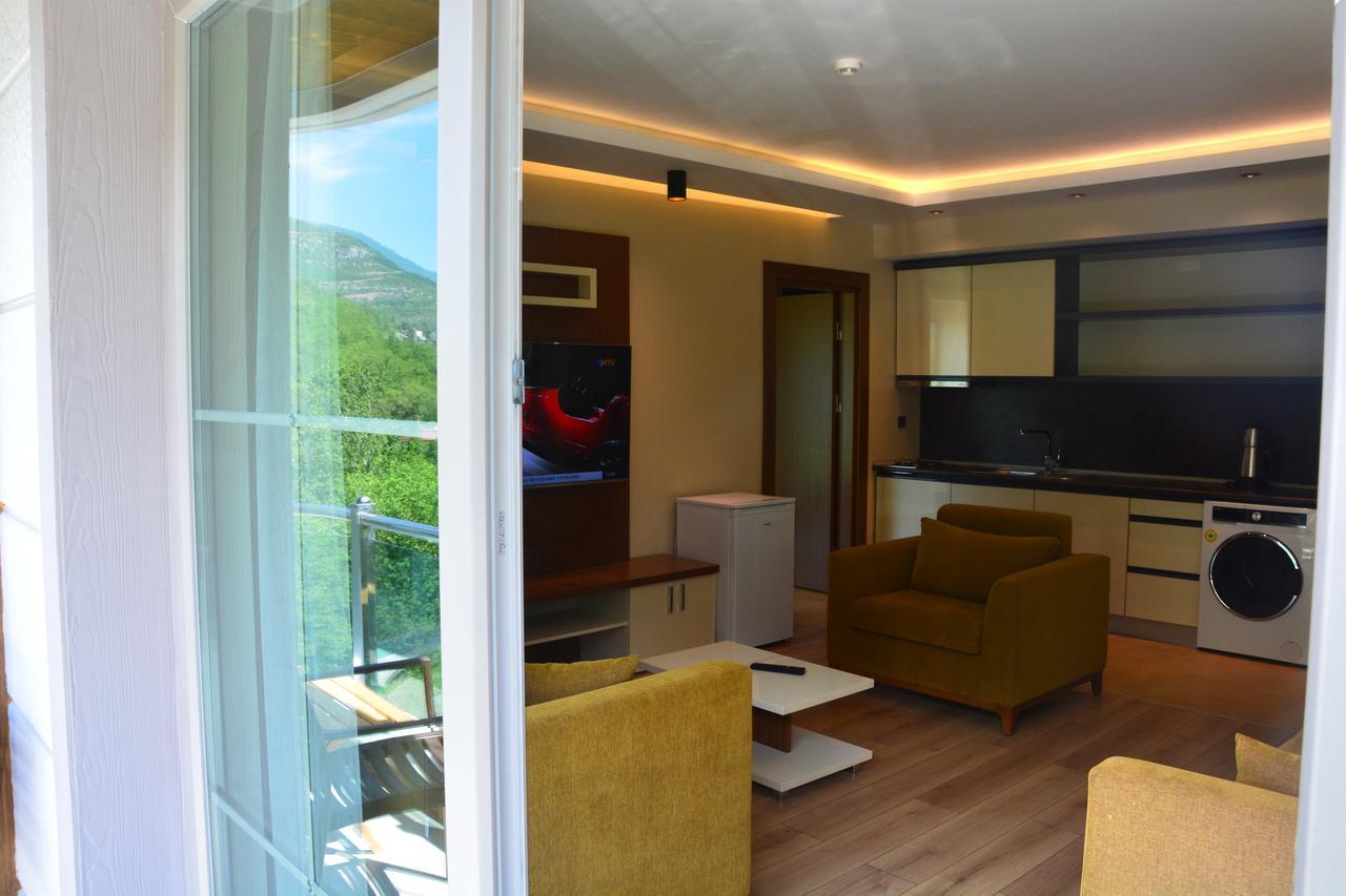 Voice Hotel Macka Bagian luar foto