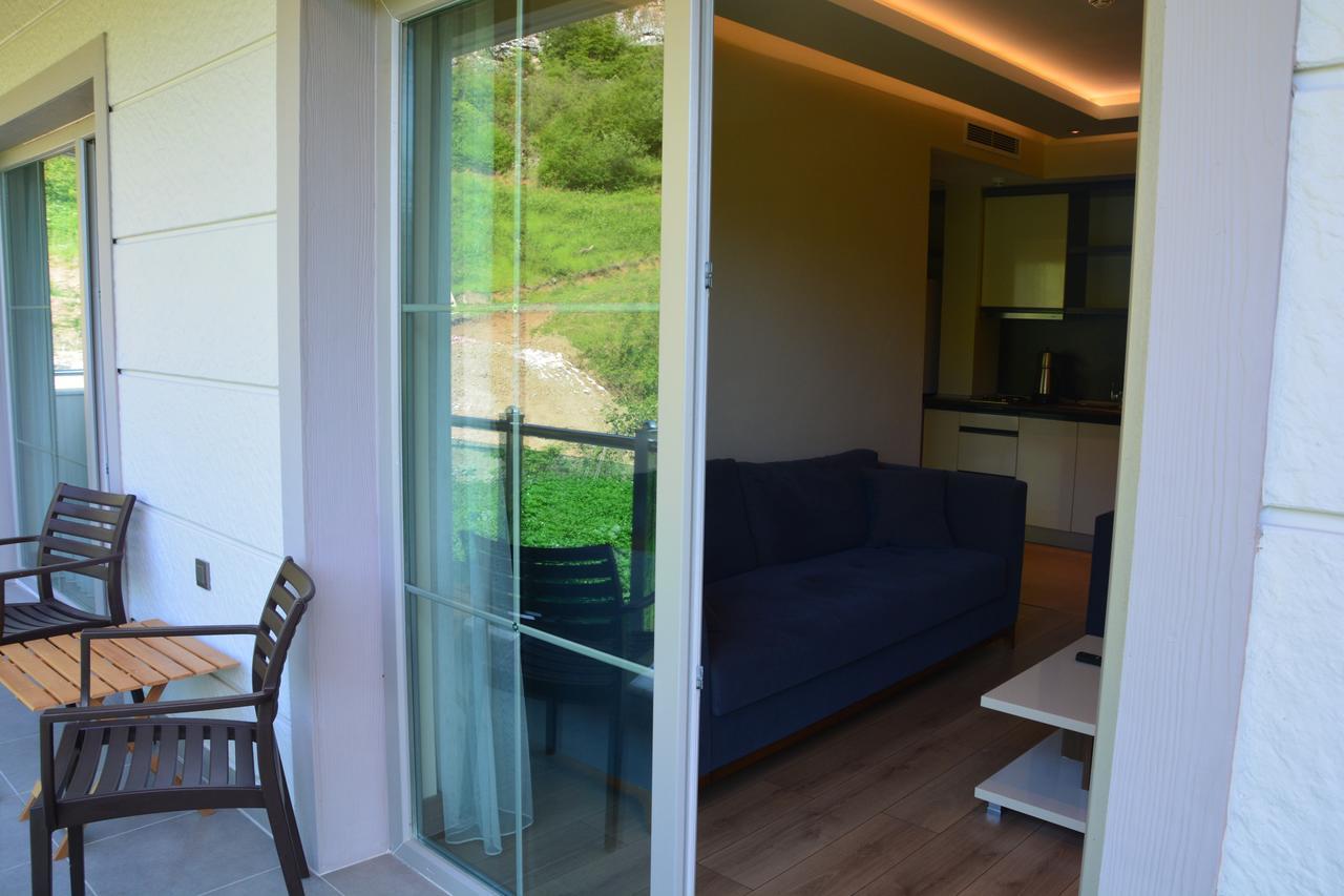 Voice Hotel Macka Bagian luar foto