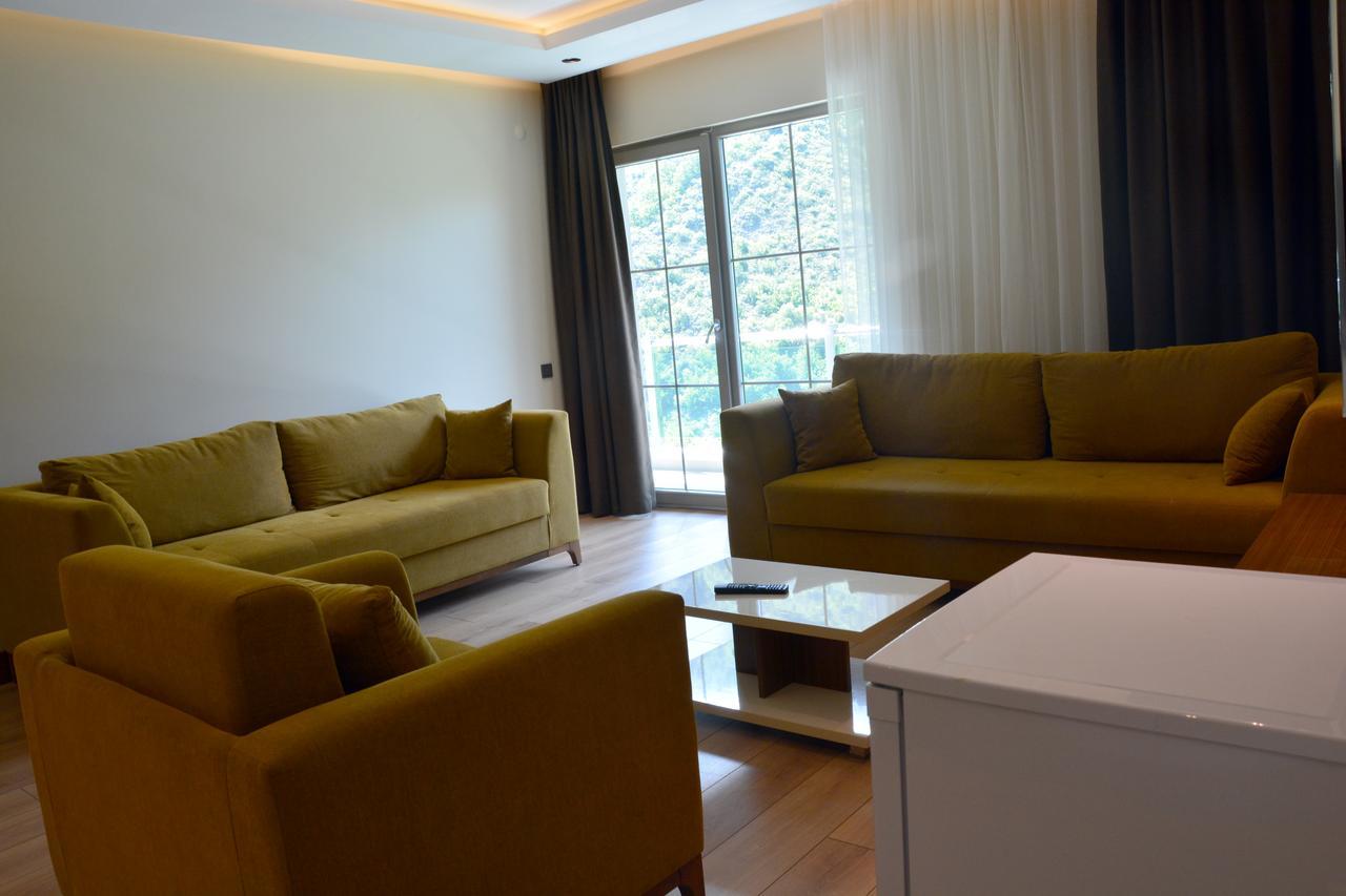 Voice Hotel Macka Bagian luar foto