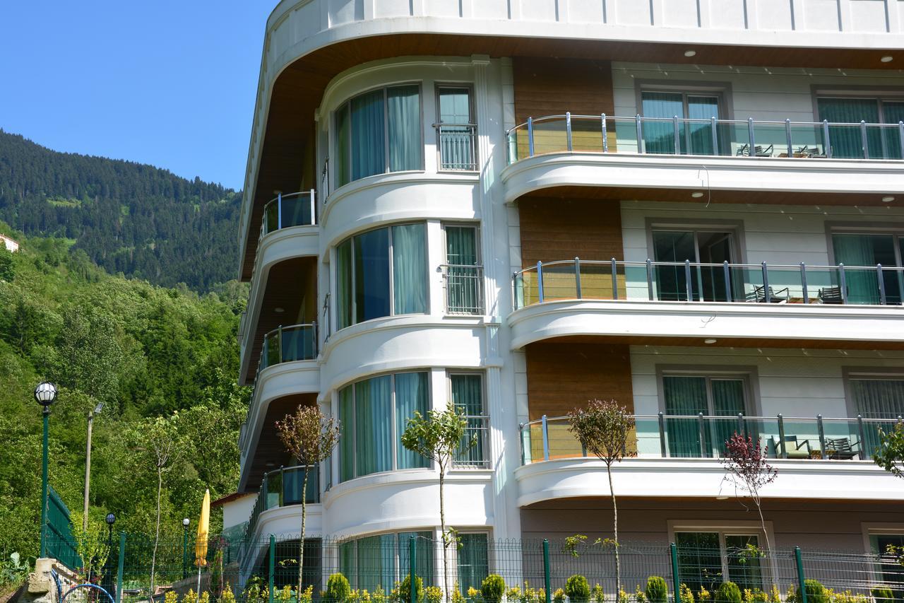 Voice Hotel Macka Bagian luar foto