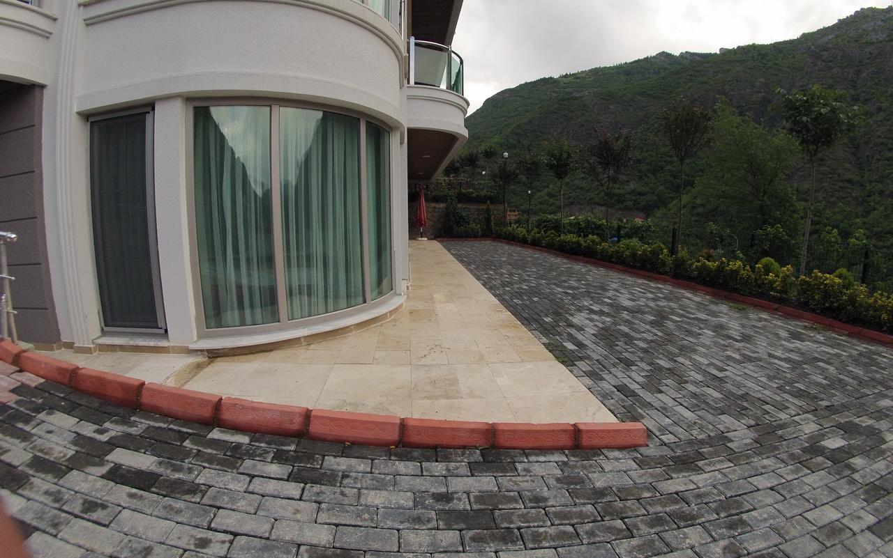 Voice Hotel Macka Bagian luar foto